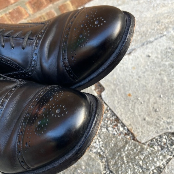 Church’s - Picture 13 of 17